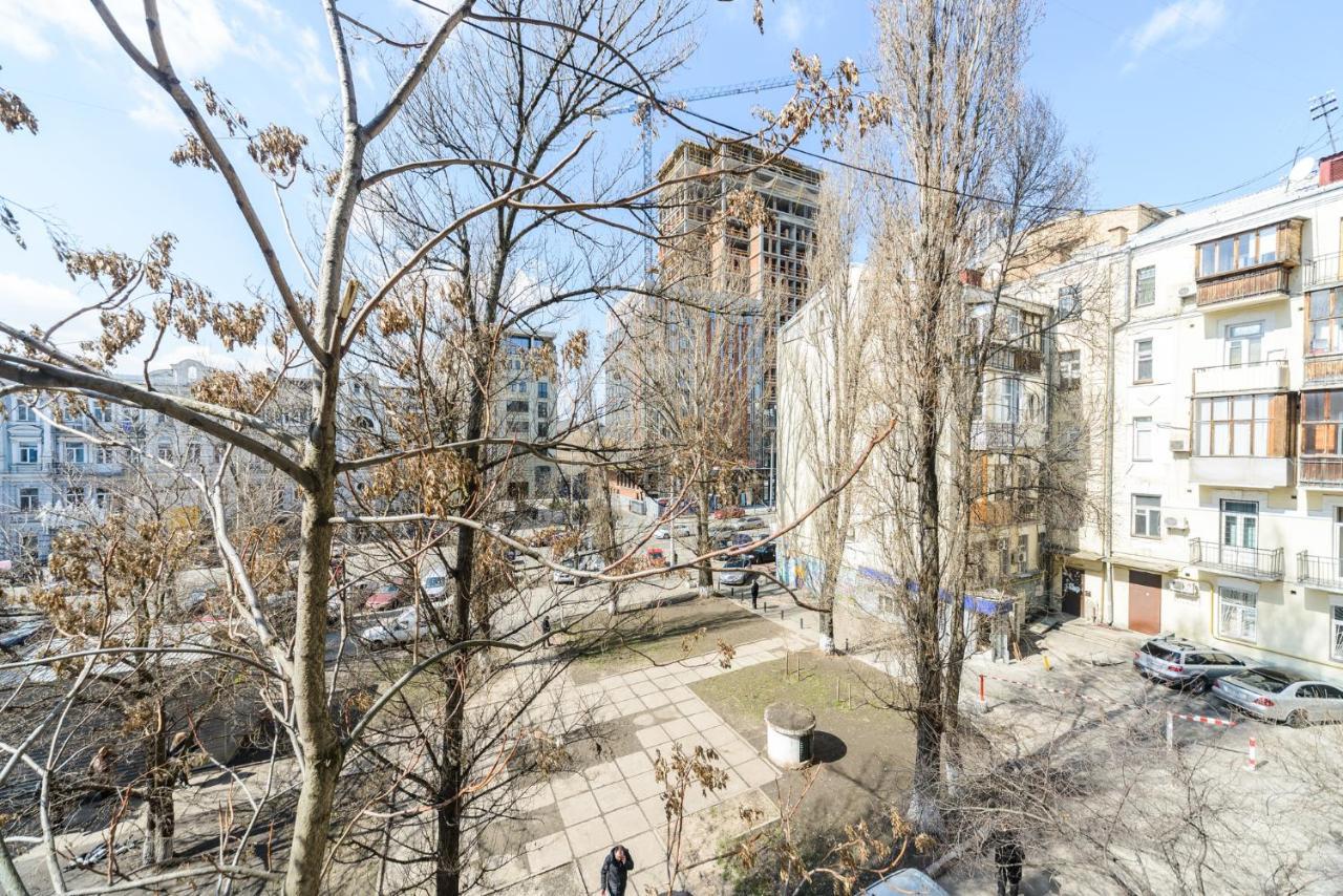 911 Apartments Antonovichа Κίεβο Εξωτερικό φωτογραφία