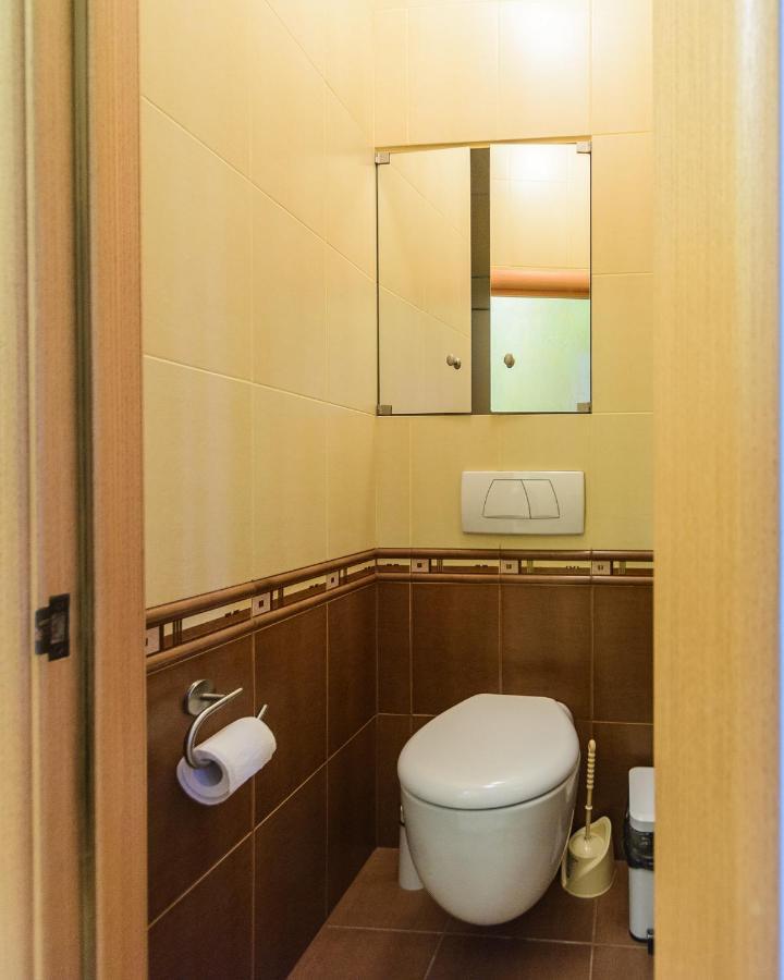 911 Apartments Antonovichа Κίεβο Εξωτερικό φωτογραφία