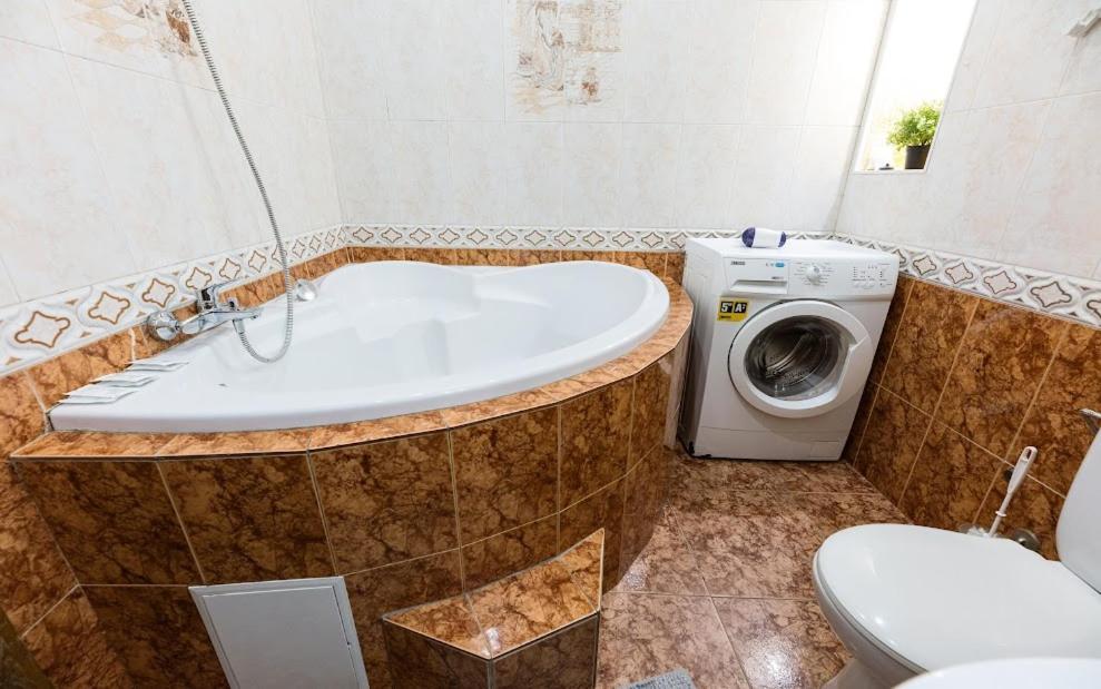911 Apartments Antonovichа Κίεβο Εξωτερικό φωτογραφία
