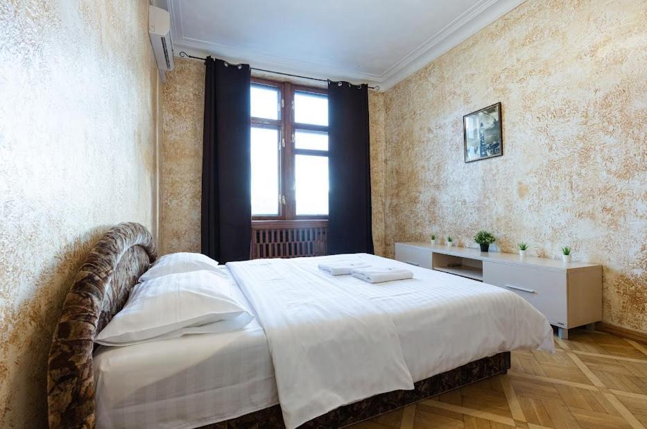 911 Apartments Antonovichа Κίεβο Εξωτερικό φωτογραφία