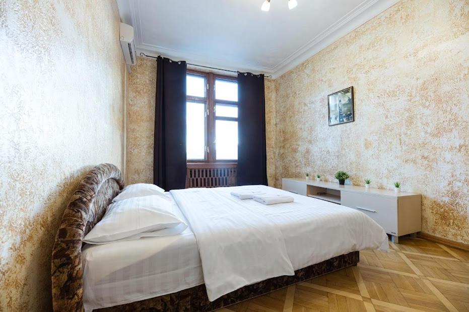 911 Apartments Antonovichа Κίεβο Εξωτερικό φωτογραφία