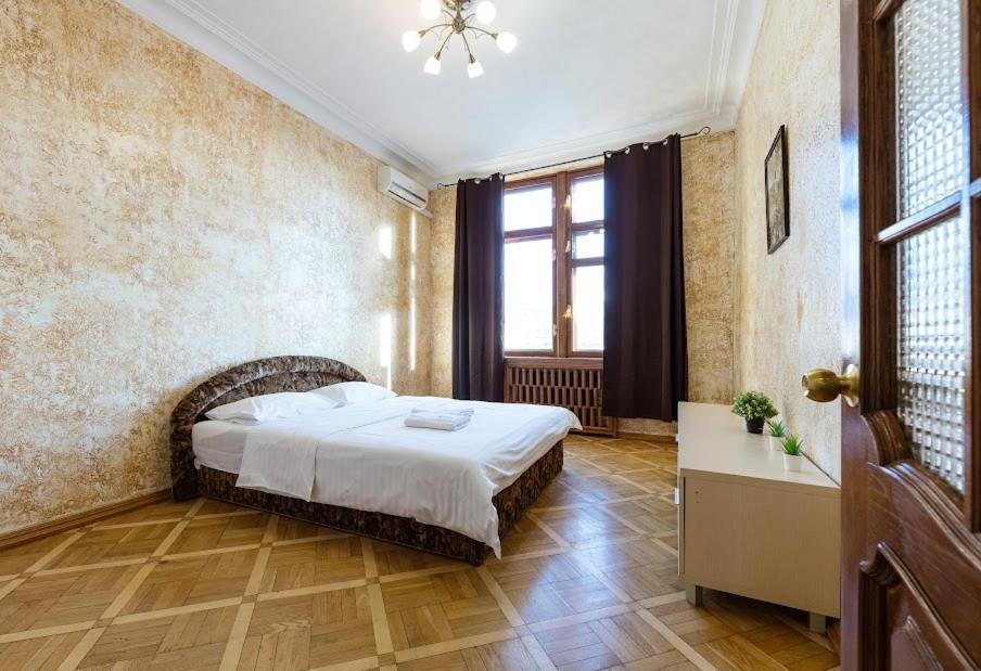 911 Apartments Antonovichа Κίεβο Εξωτερικό φωτογραφία